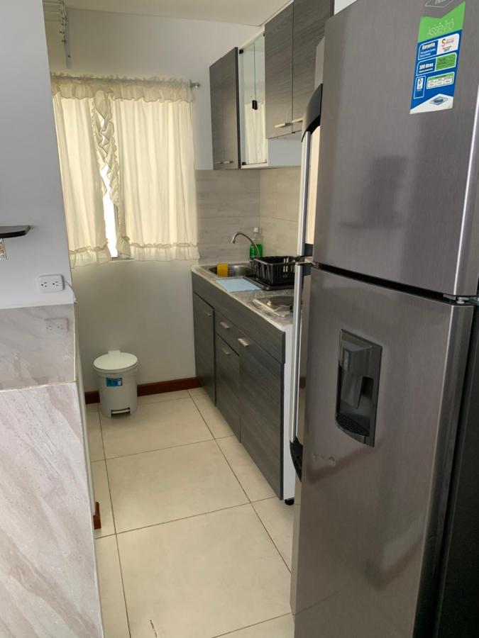 Apartamento Cerca Del Cc Titan Plaza Bogotá Kültér fotó